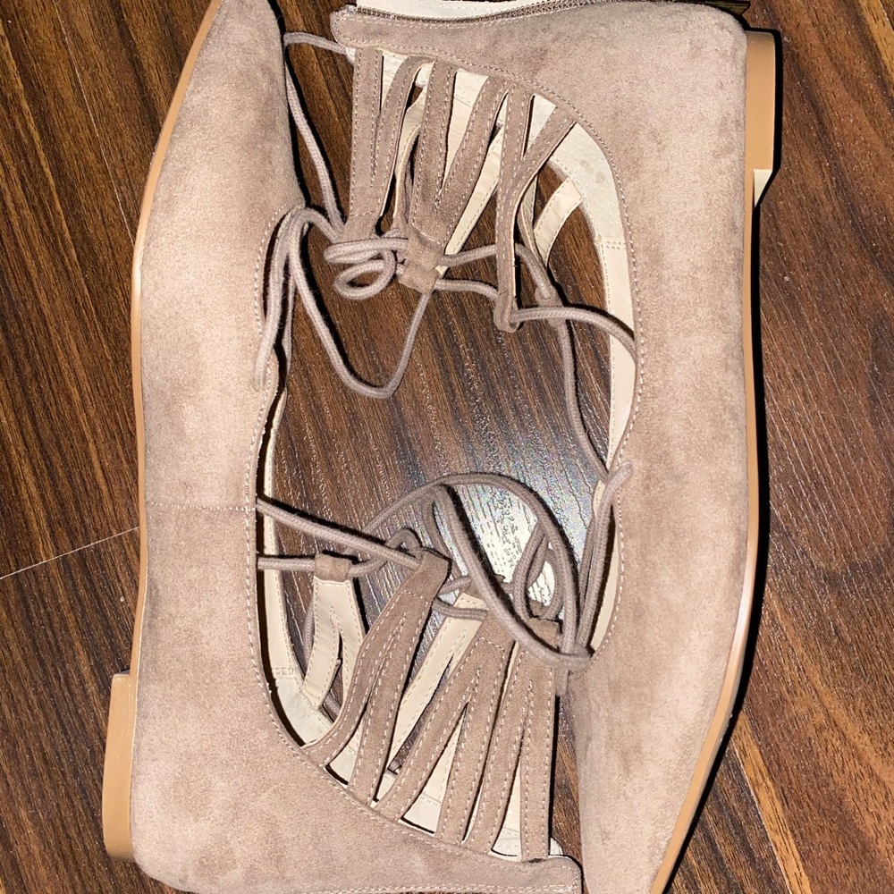 Dress flats
